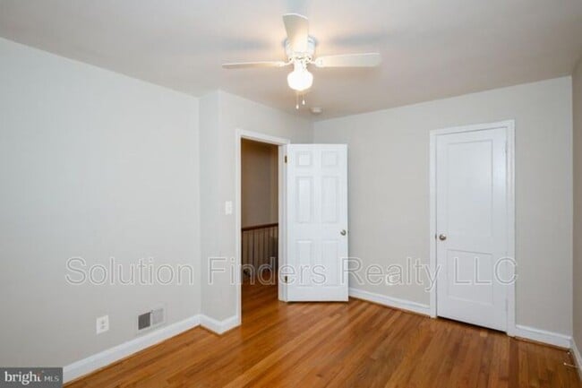 Building Photo - 2110 Coralthorn Rd