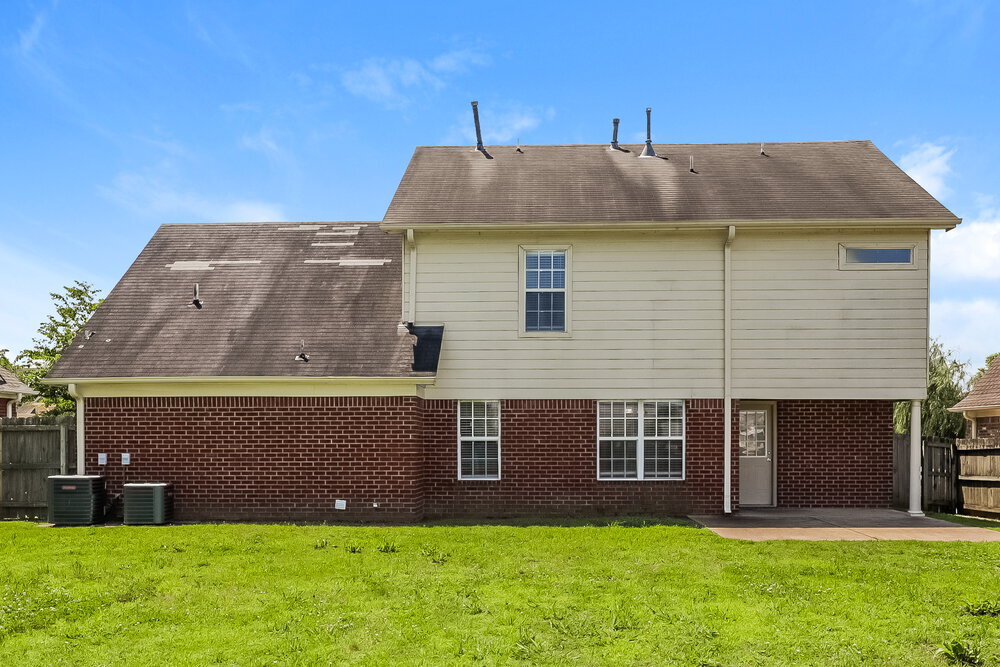 Building Photo - 906 Lakemont Dr