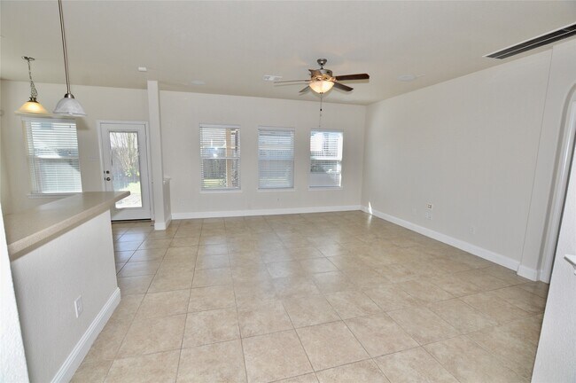 Building Photo - 21502 Duke Alexander Dr