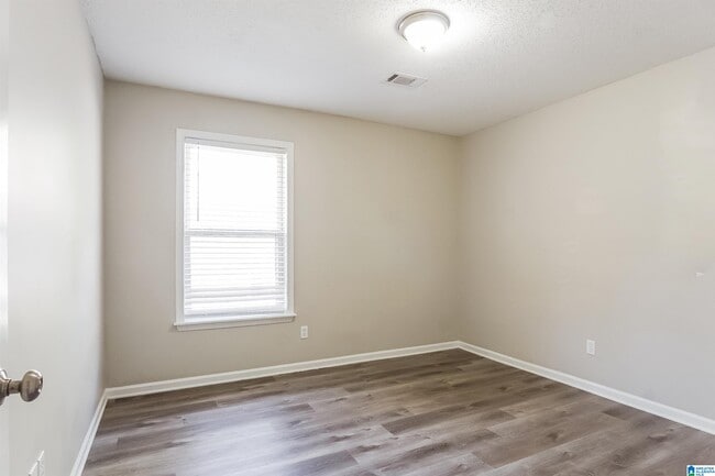 Building Photo - 15554 Brookstone Dr