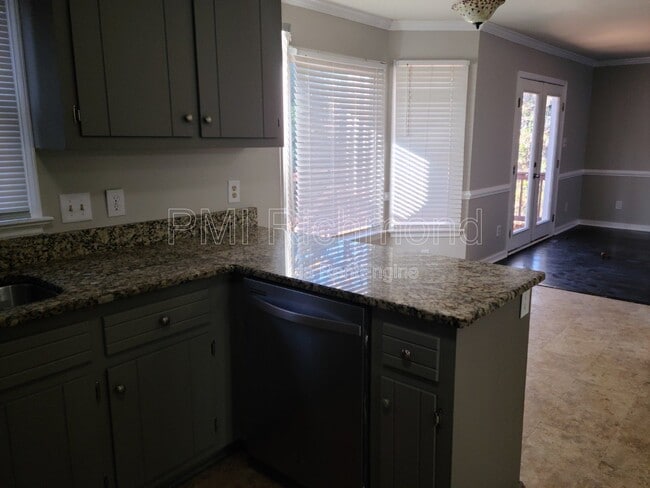 Building Photo - 1500 Tackley Pl