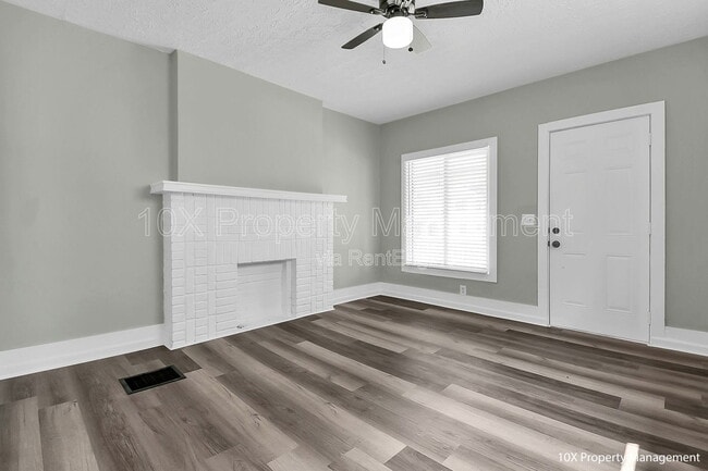 Building Photo - 1655 S 4th St