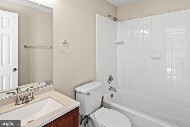 Building Photo - 6193 Karas Walk