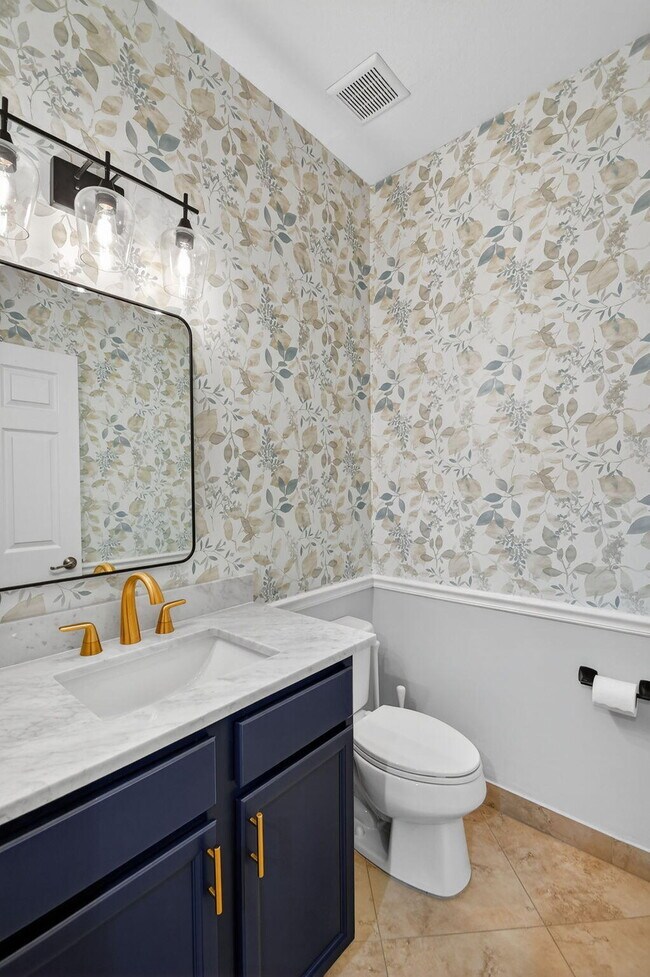 Building Photo - 10457 Wellington Parc Dr