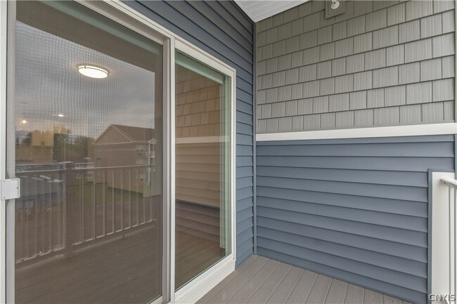 Building Photo - 11 Loso Dr