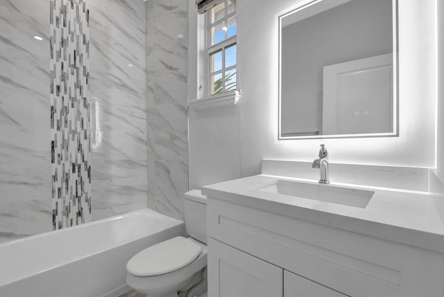 Building Photo - 1635 N Federal Hwy