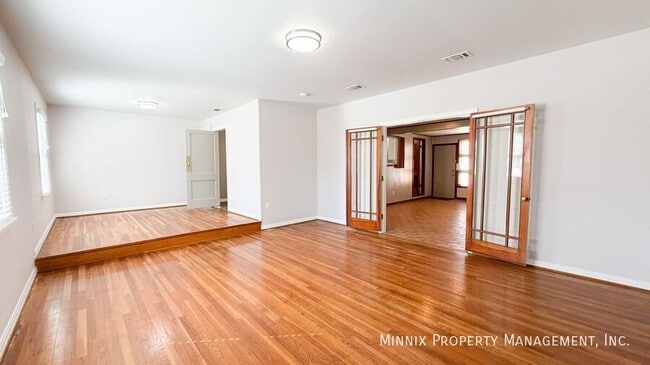 Building Photo - 3212 36th St