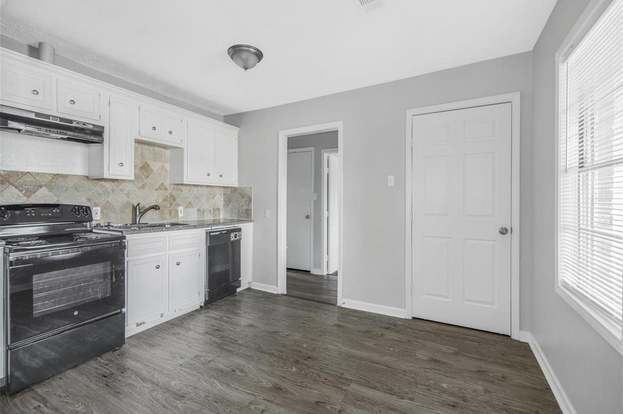 Building Photo - 3810 Lehall St