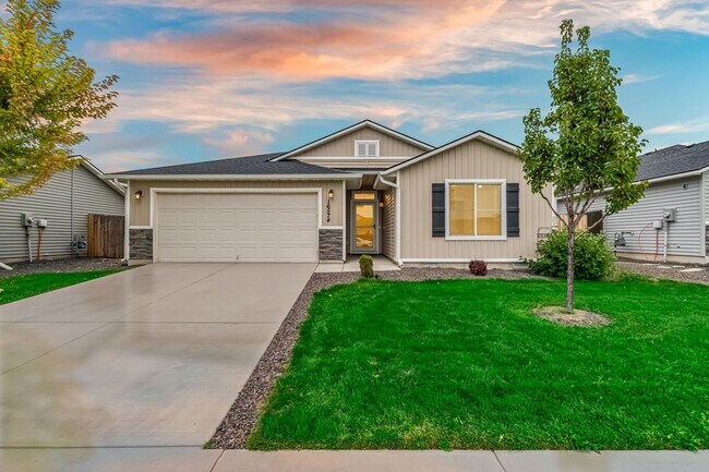 Primary Photo - Spacious 4bd/2ba, Single Level Home in Qui...