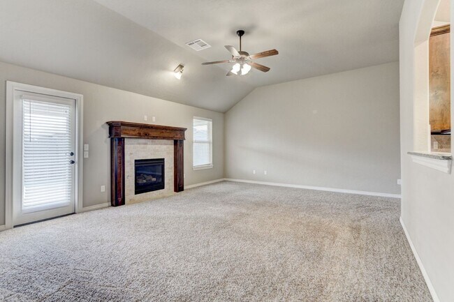 Building Photo - 308 Stoneridge Dr