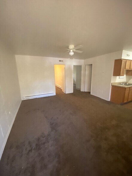 Building Photo - 2408 Williams Creek Rd