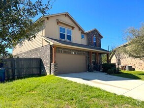Building Photo - Must See Newly Updated 5/3.5 Home in Alamo...