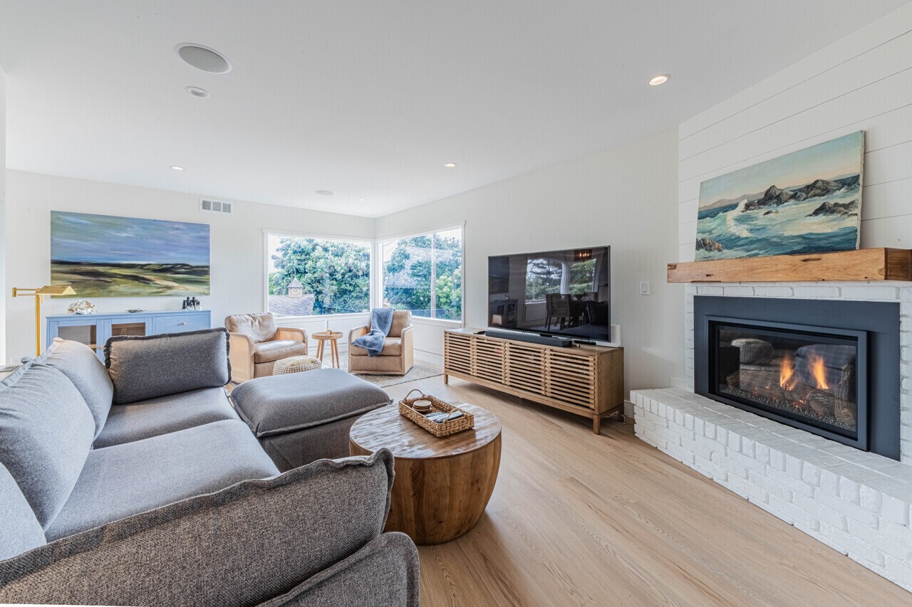 Building Photo - 1236 Del Monte Blvd
