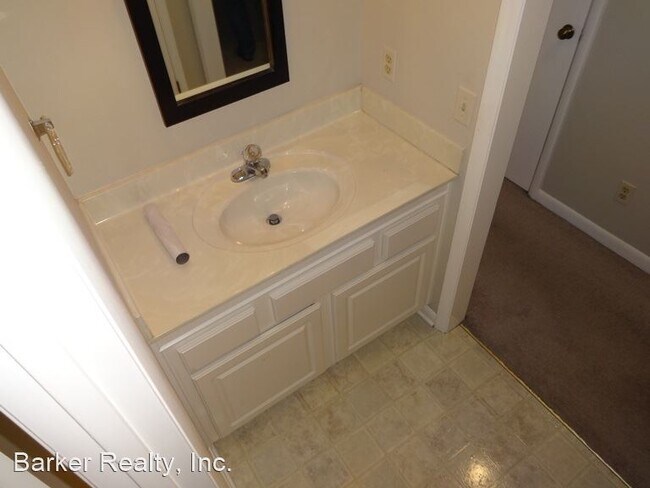 Building Photo - 205 E Ransom St