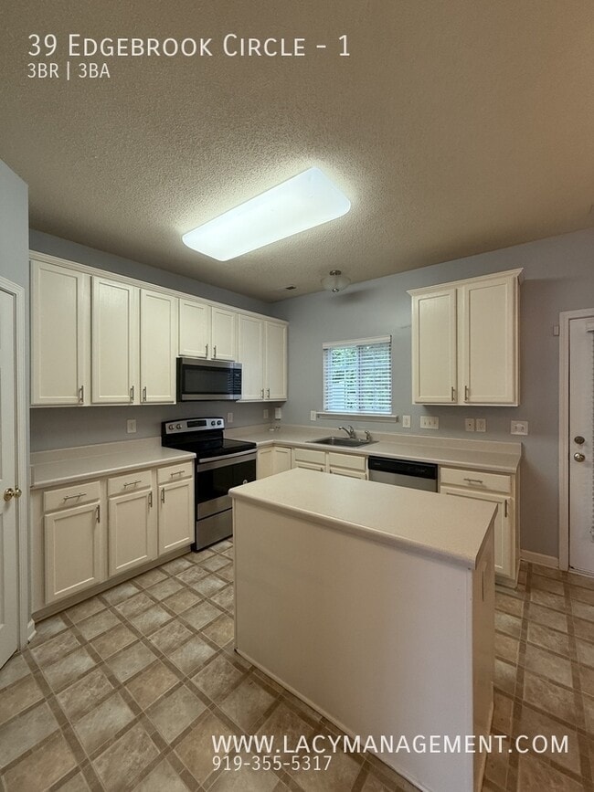 Building Photo - 39 Edgebrook Cir