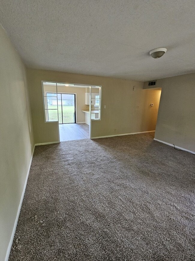 Building Photo - BELOW MARKET RENT!