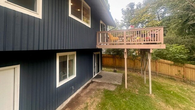 Building Photo - 3601 88th Ave SE