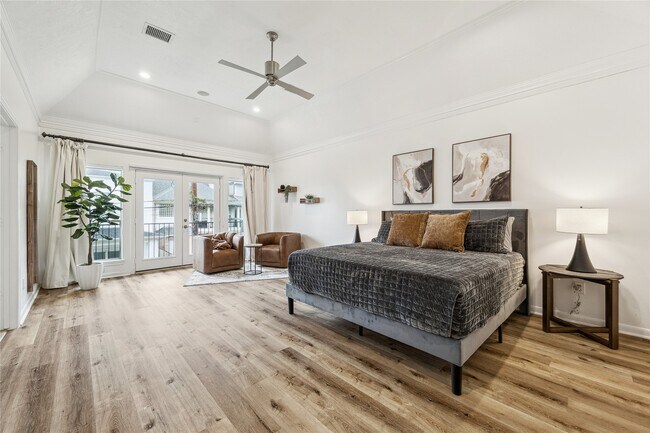 Building Photo - 5346 McCulloch Cir