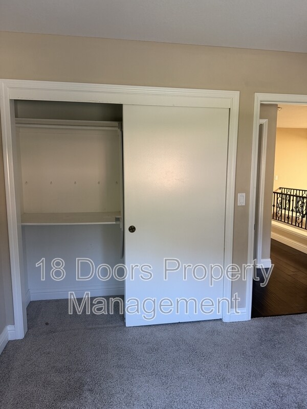 Building Photo - 11035 Forestview Ln