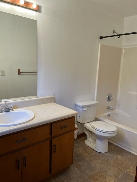 Building Photo - 4670 McCoy Cir