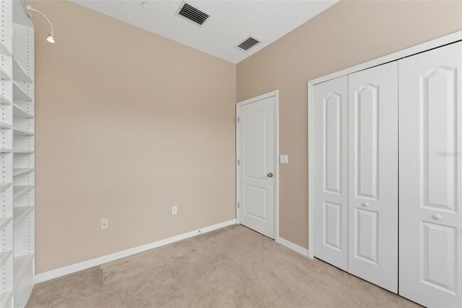 Building Photo - 2521 Lexington Oak Dr