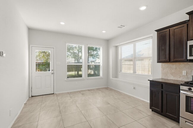 Building Photo - 4317 Chester Forest Ct