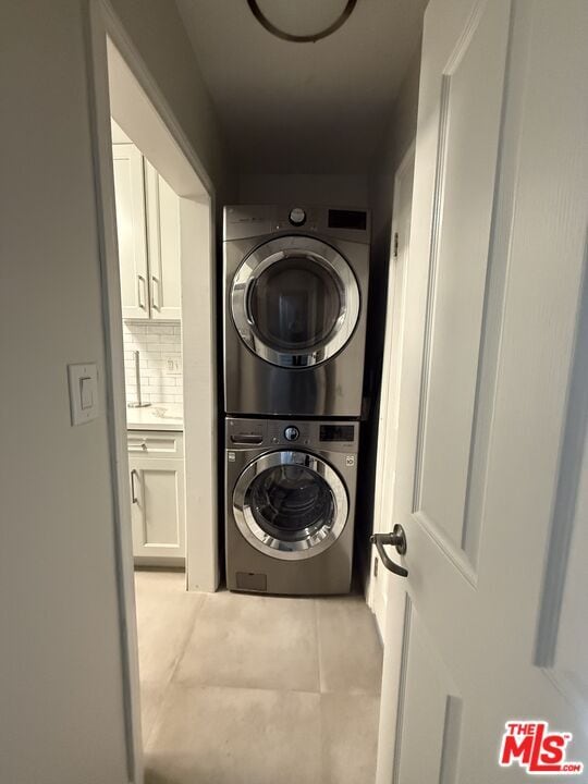 Building Photo - 2123 S Orange Dr