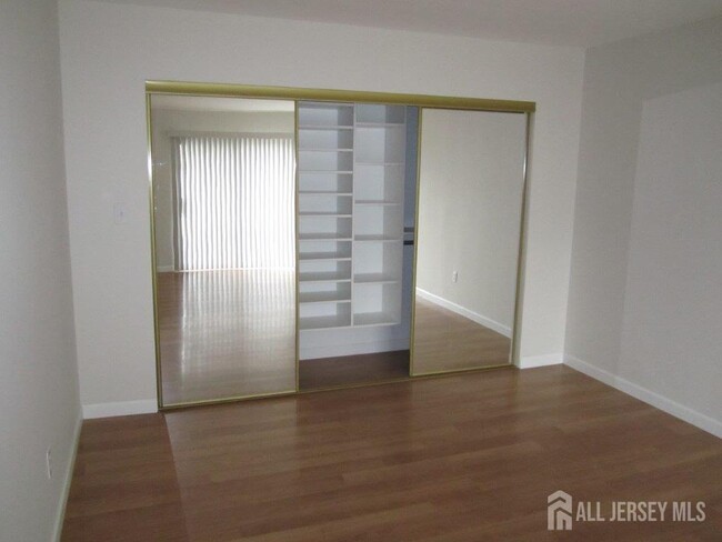 Building Photo - 46 Ironwood Ct