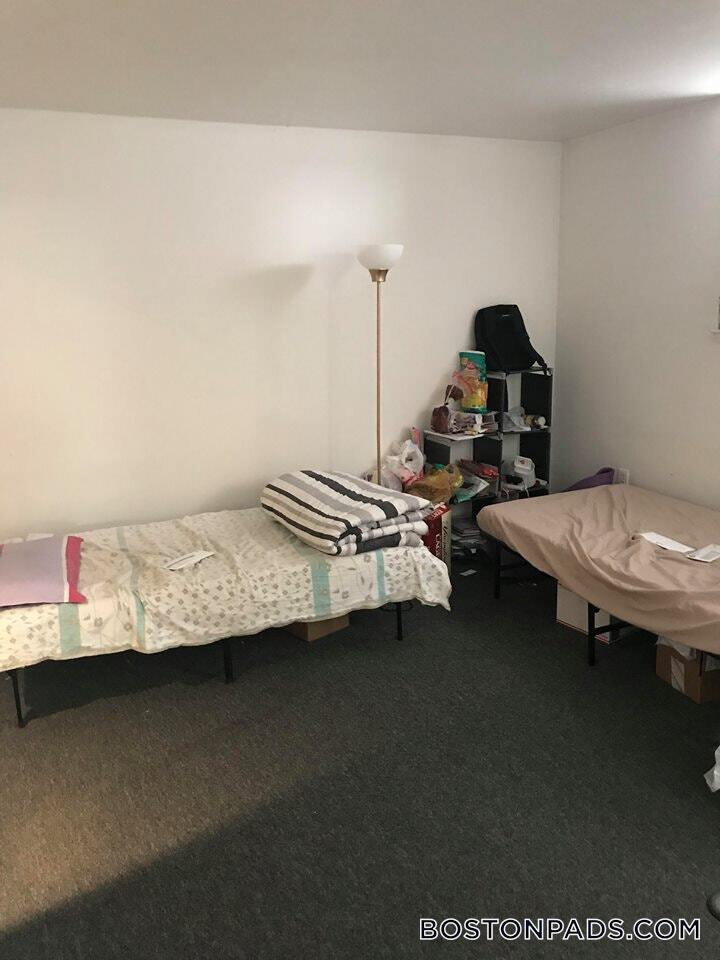 Building Photo - 776 Columbus Ave