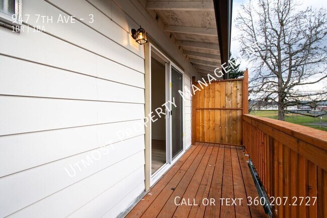 Building Photo - 947 7th Ave