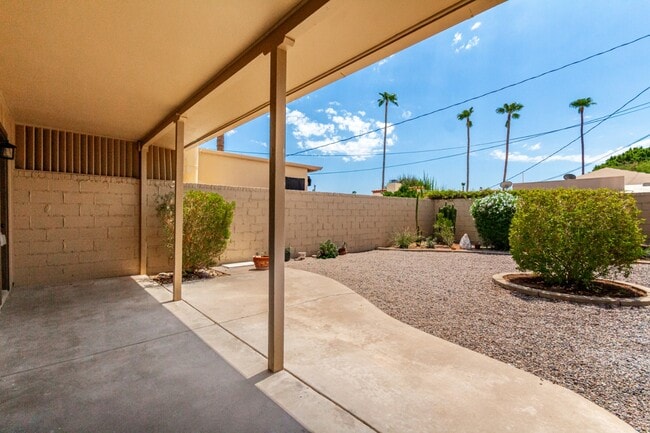 Primary Photo - 2 Bedroom remodeled home in 55+ community ...