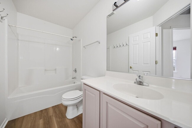 Building Photo - 2249 Hudson Cir