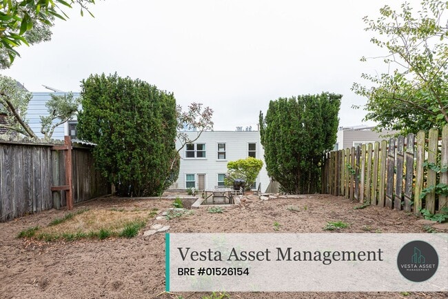 Building Photo - 441-443 35th Ave