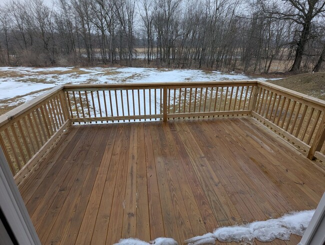 Building Photo - Fully Renovated 3 Bedroom Ranch