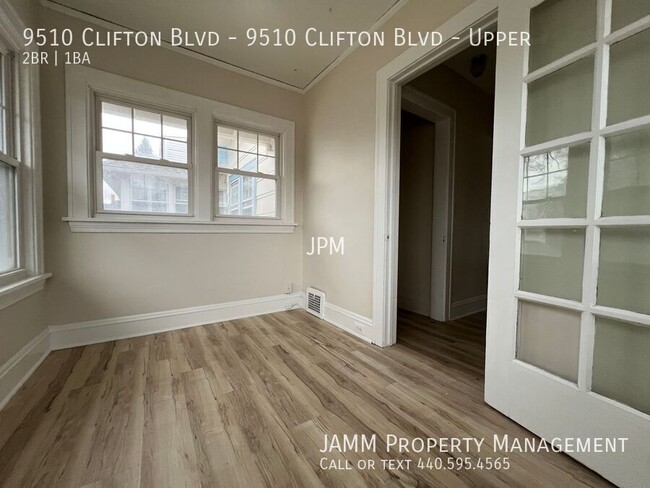 Building Photo - Updated 2 Bedroom Unit in Cleveland!