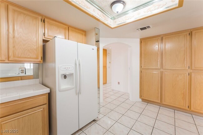 Building Photo - 5209 Velazco Ln