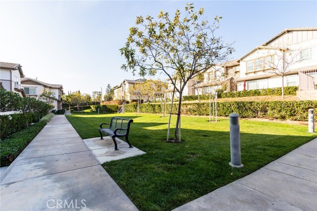 Building Photo - 18067 Burke Ln