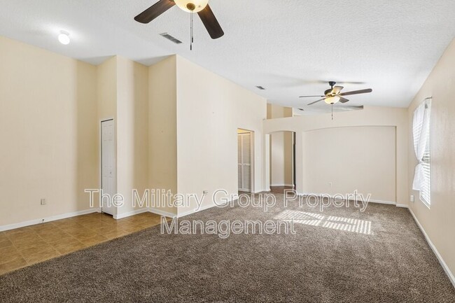 Building Photo - 12387 Anarania Dr