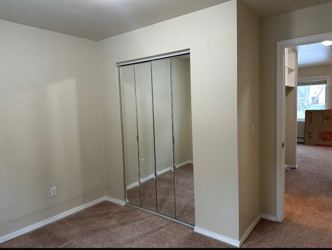 Building Photo - 4225 Marik St