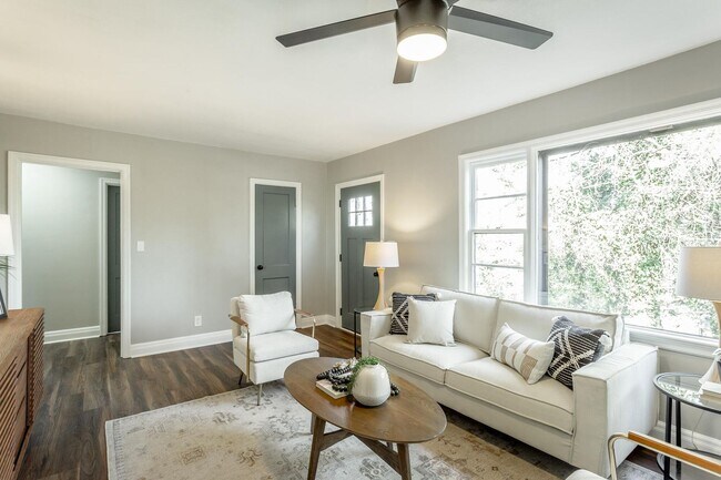 Building Photo - 3474 Lockwood Cir