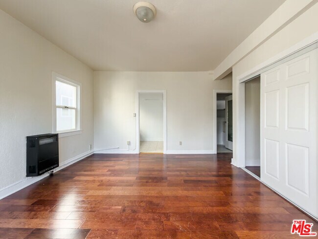 Building Photo - 504 S Rampart Blvd