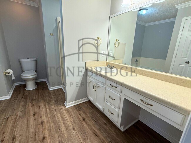 Building Photo - 3 bed, 2 bed home in Helena