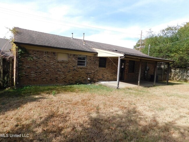 Building Photo - 7858 Cherry Valley Blvd