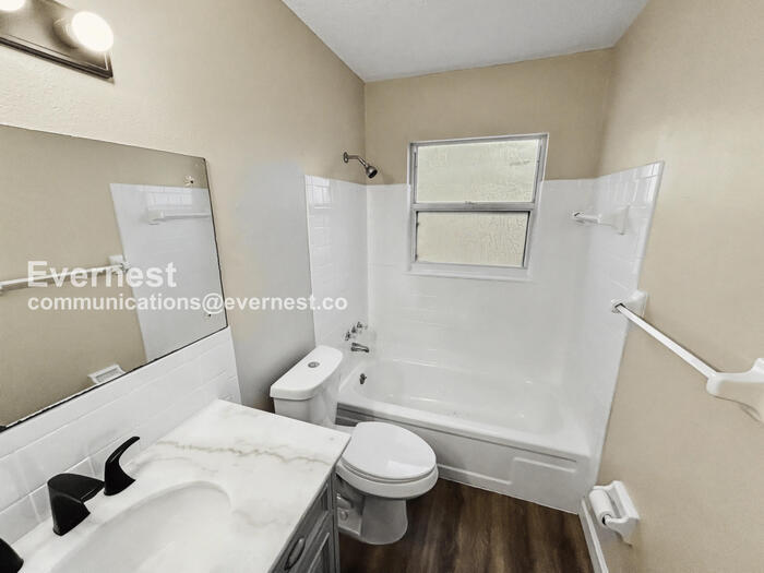 Building Photo - 5701 Manchester St N