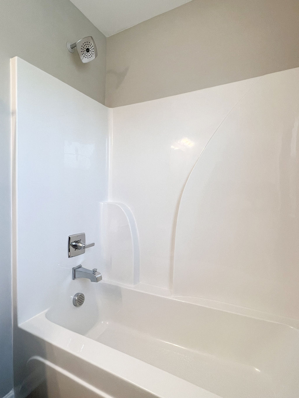 Building Photo - 348 Kristen Ct