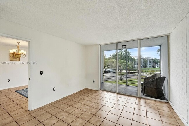 Building Photo - 9480 Tangerine Pl