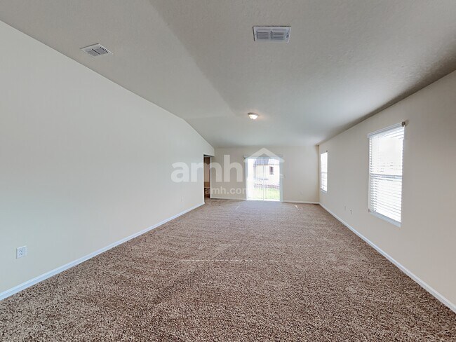 Building Photo - 282 Caminha Rd