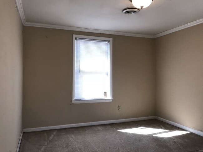 Building Photo - Charming Three-Bedroom Home in Cedmont!