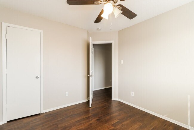 Building Photo - 1043 Verde Trails Dr