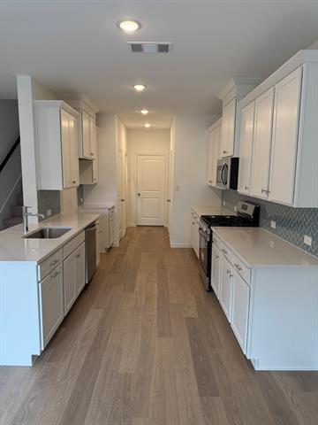 Building Photo - 1375 Hill Country Pl